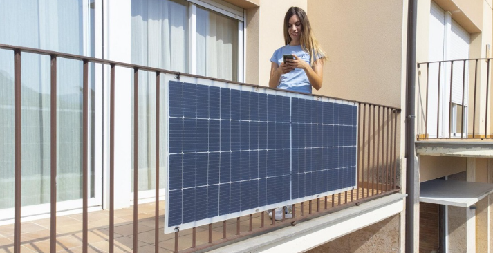 Balkonkraftwerk mit Speicher: Wie viel Strom kann man wirklich speichern und nutzen?